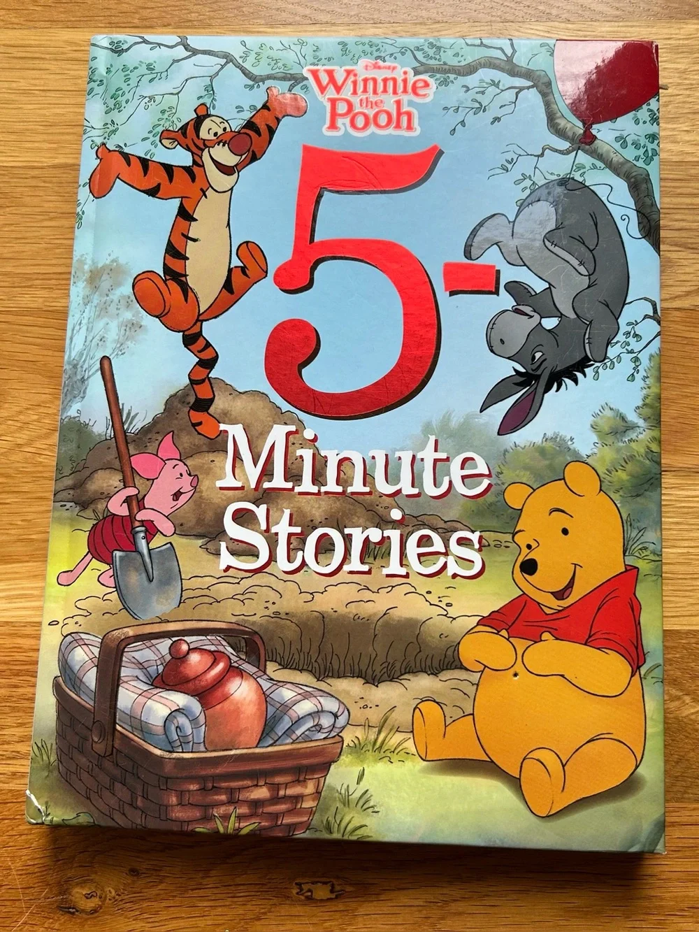 BRAND NEW!Disney Winnie the Pooh 5-Minute Stories Children's Book, illustrated